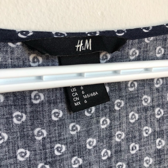 H&M jumpsuit - Picture 4 of 6